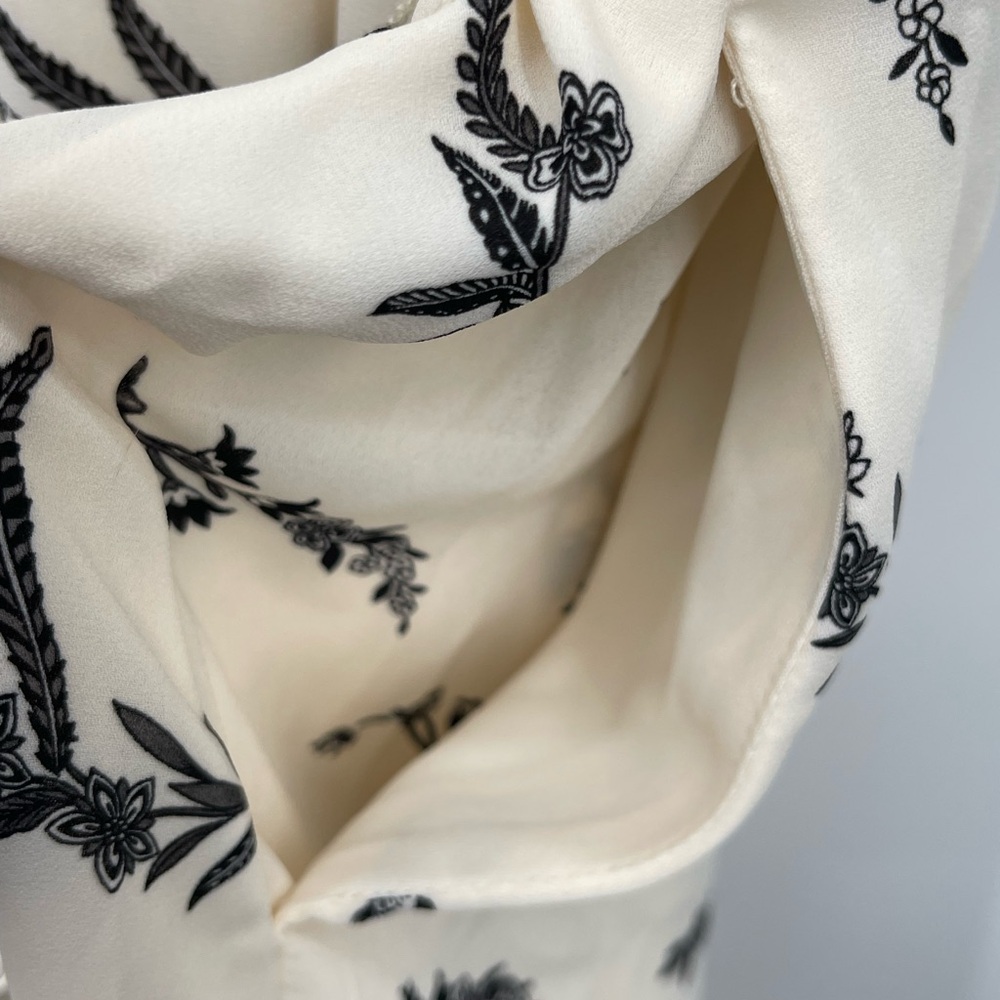 Torrid Cream and Black Floral Maxi Dress - Picture 10 of 13